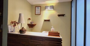 Lichaamsbehandelingen, body wraps, gezichtsbehandelingen