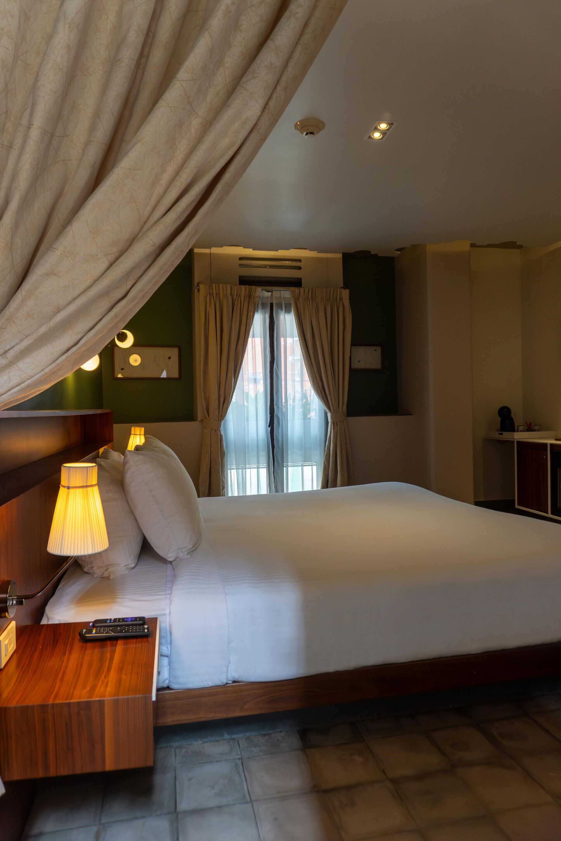 Wi-Fi gratuit, draps fournis