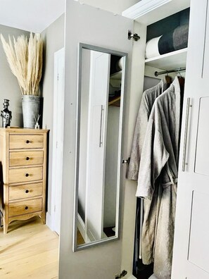 Apartment, Ensuite, Garden View (Room4 - Self contained)