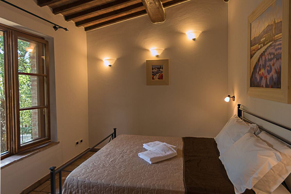 Villa superior, 2 baños, en edificio anexo | 1 dormitorio, sistema de insonorización, wifi gratis y ropa de cama