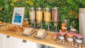 Morgenmadsbuffet hver dag (8.50 EUR pr. person)