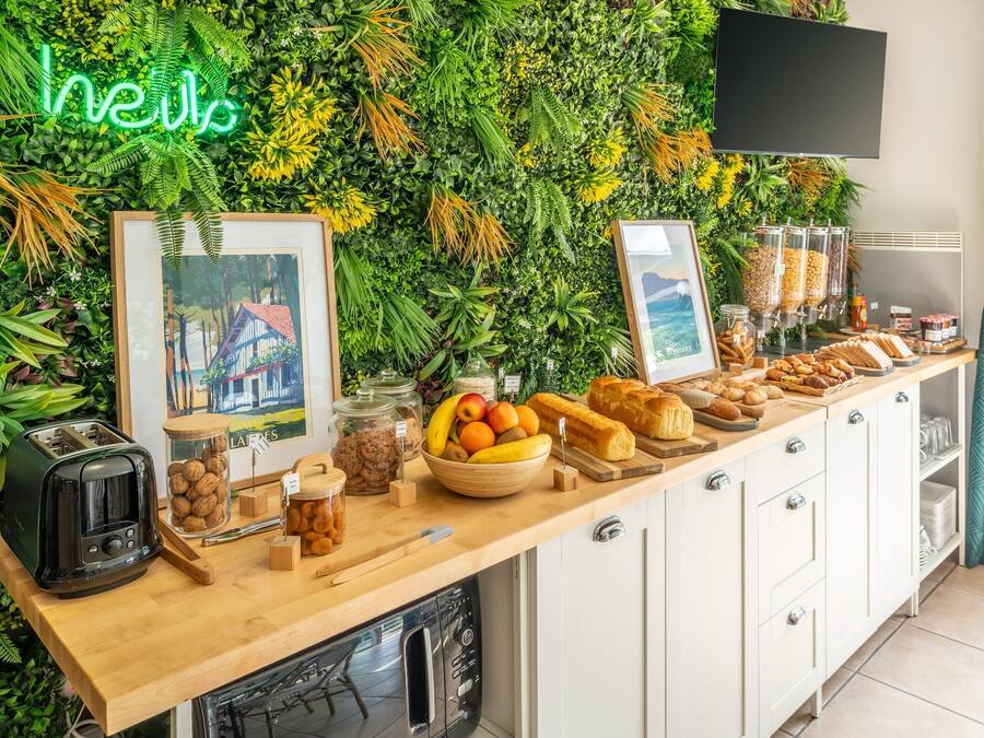 Daily buffet breakfast (EUR 12 per person)