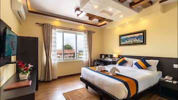 Superior Double Room, 1 Queen Bed, Non Smoking, City View | Premium bedding, memory foam beds, individually decorated