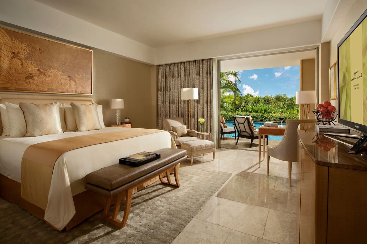 Signature-rum (Mulia Signature Lagoon Access) | Sängtillbehör av högsta kvalitet och minibar