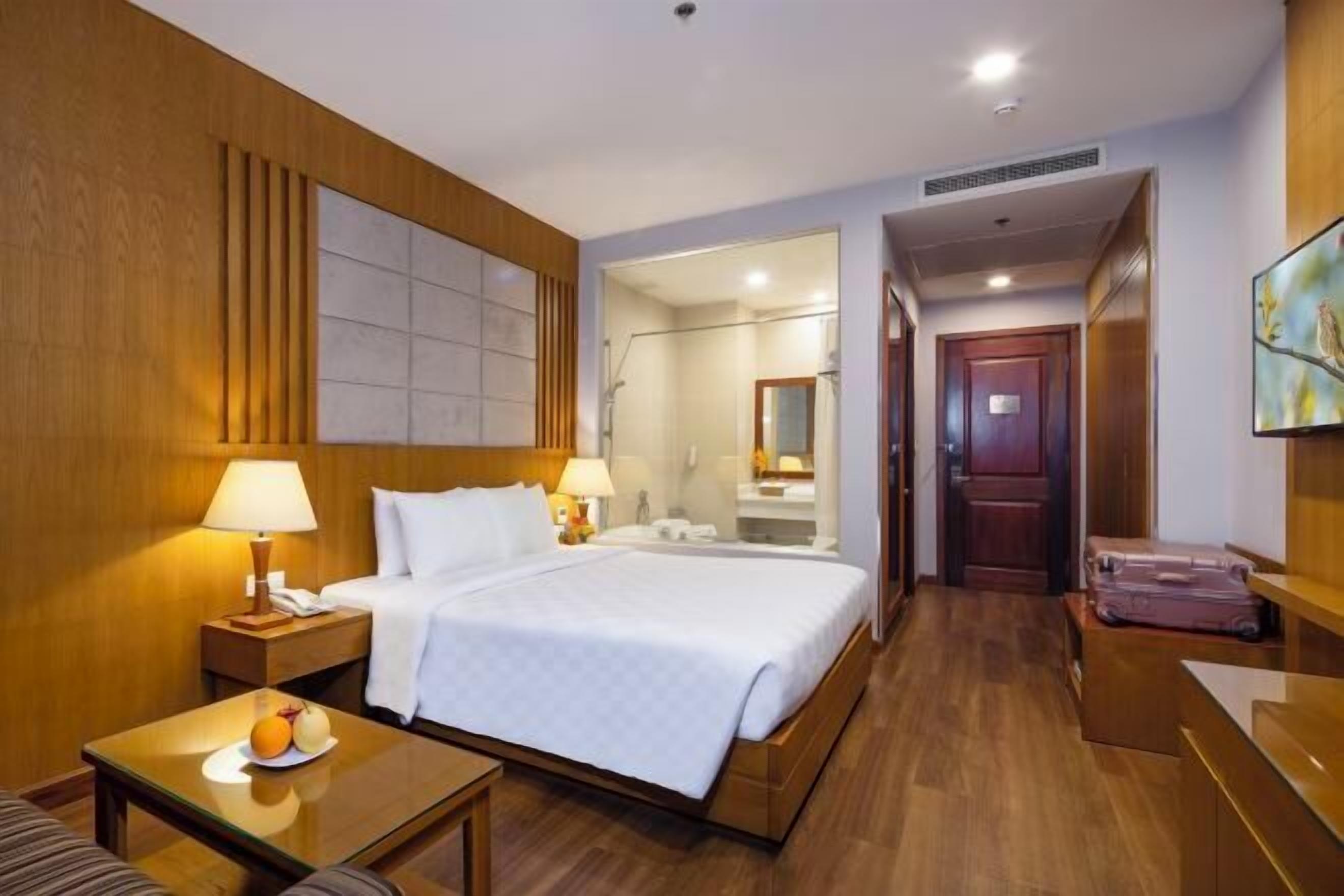 In-room safe, desk, blackout drapes, free cribs/infant beds