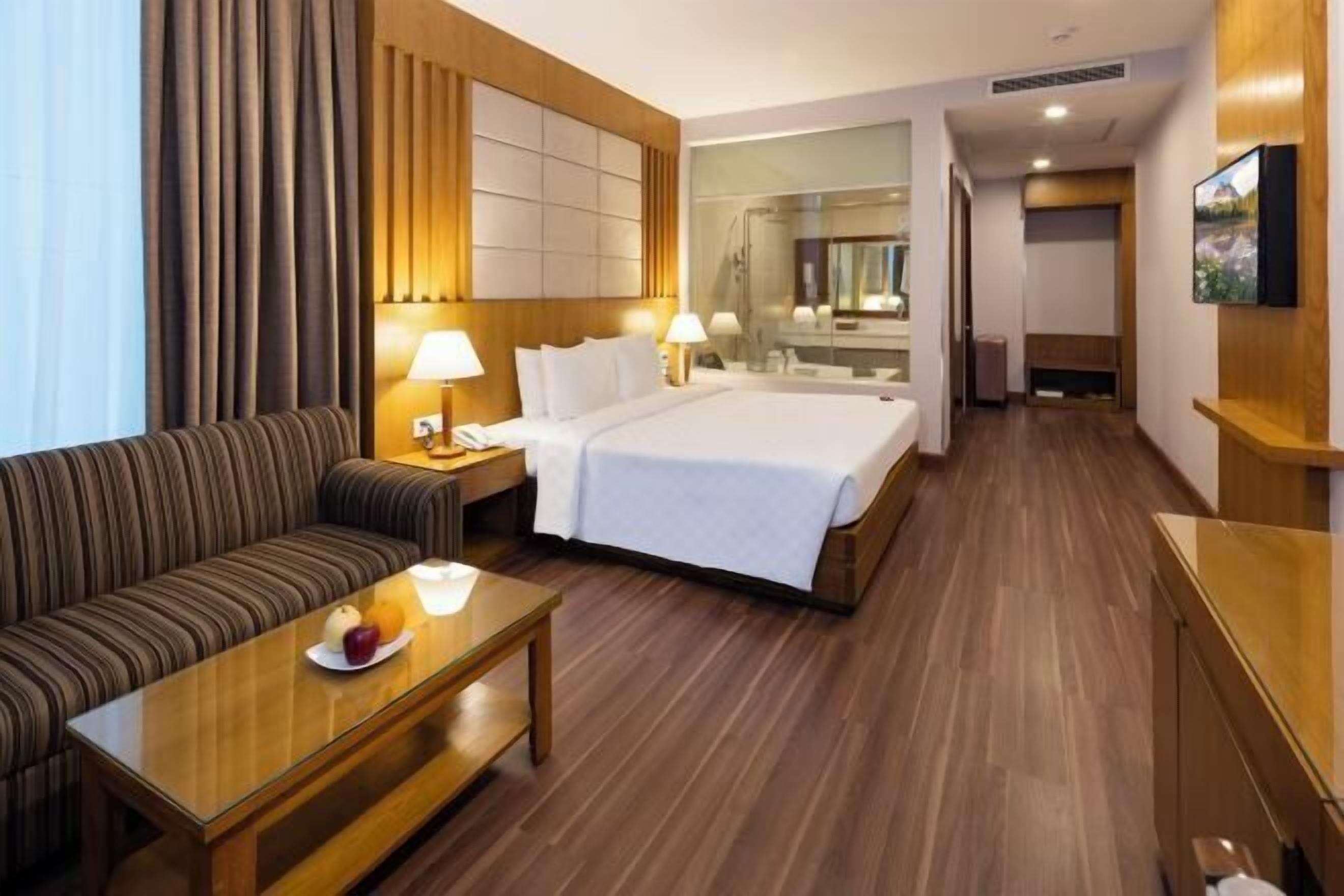 In-room safe, desk, blackout drapes, free cribs/infant beds