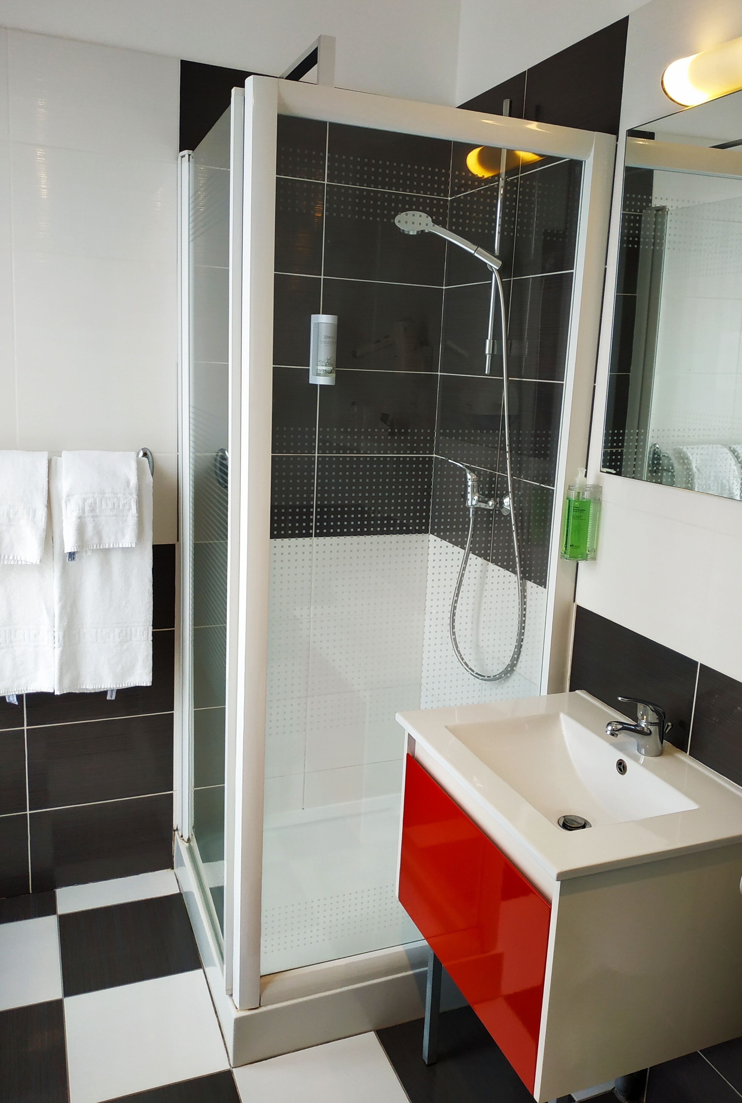 double room, city view | bathroom | shower, free toiletries, hair dryer