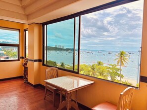 Terrace/patio - AA Hotel Pattaya (Pattaya)