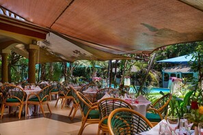 Restaurant - Comfort Gardens (Nairobi)