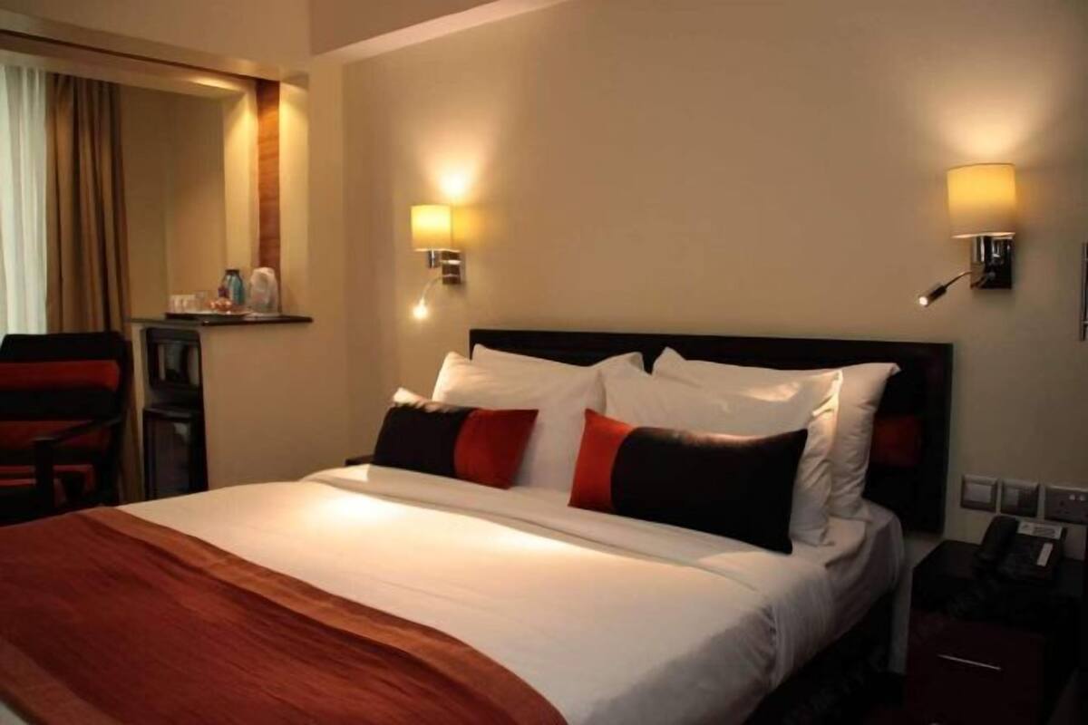 Sábanas de algodón egipcio, ropa de cama de alta calidad y minibar