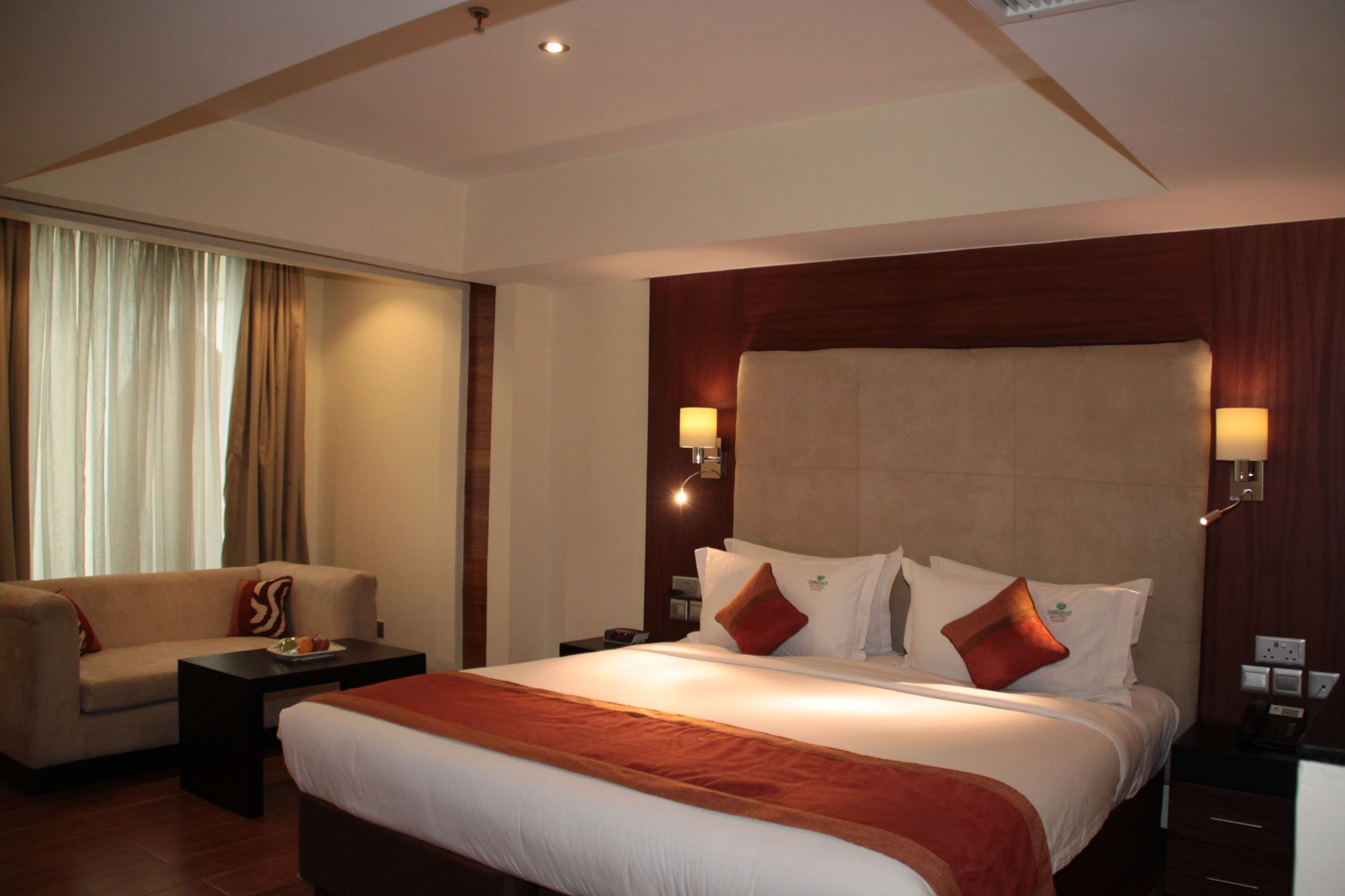 suite, 1 king bed, non smoking, kitchenette | 1 bedroom, egyptian cotton sheets, premium bedding, minibar