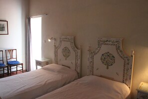 Desk, blackout drapes, cribs/infant beds, rollaway beds - Monte da Serralheira, Agro-turismo (Évora)