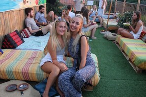 Terrace/patio - Jammin' Hostel & Bar (Rimini)