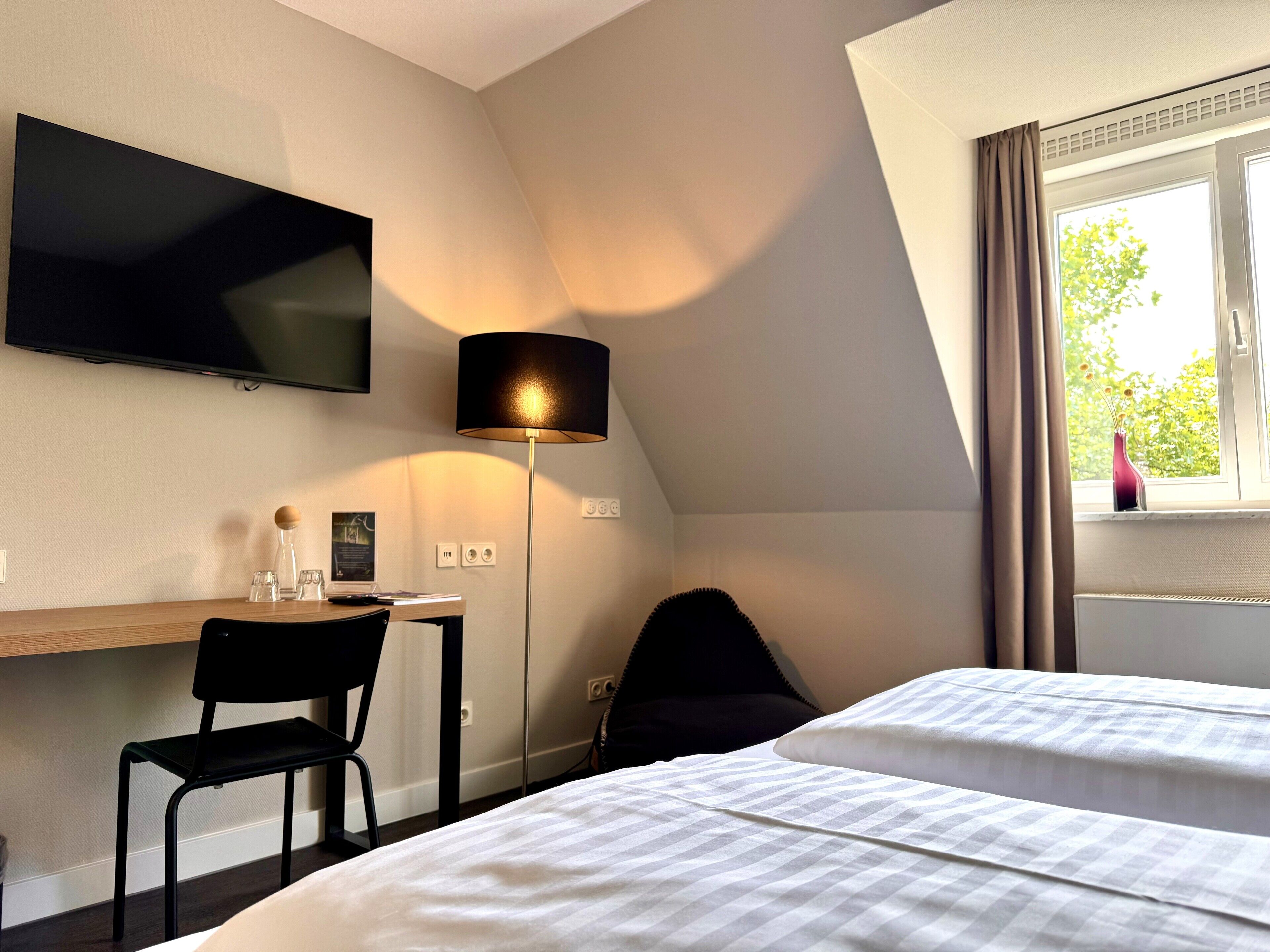 economy double room | hypo-allergenic bedding, memory-foam beds, in-room safe, desk