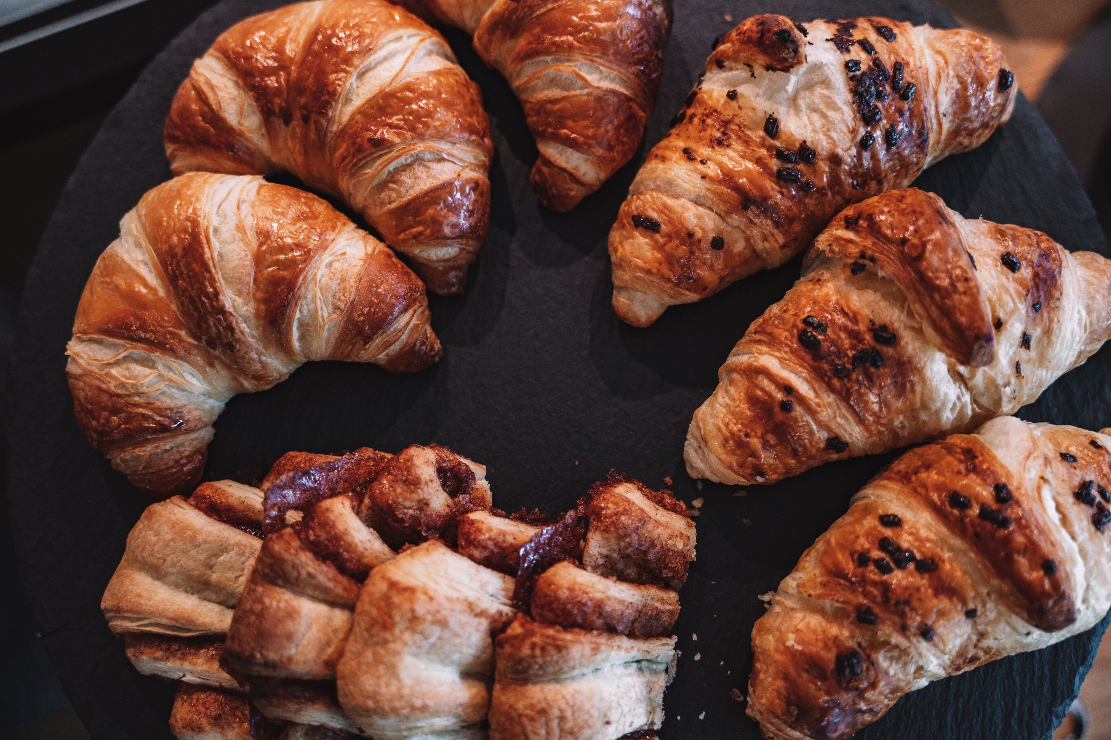 Daily buffet breakfast (EUR 18.90 per person)