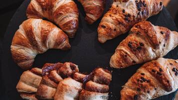 Petit déjeuner continental compris tous les jours