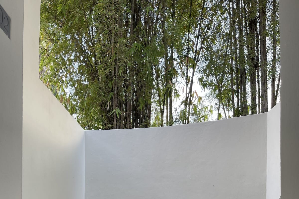 Sen Deluxe Double or Twin Room | Bathroom | Separate tub and shower, deep soaking tub, free toiletries, hair dryer