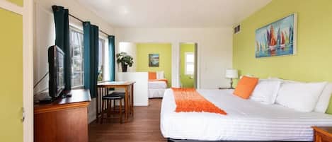 Chambre Standard, 1 trÚs grand lit | 1 chambre, literie de qualité, bureau, fer et planche à repasser