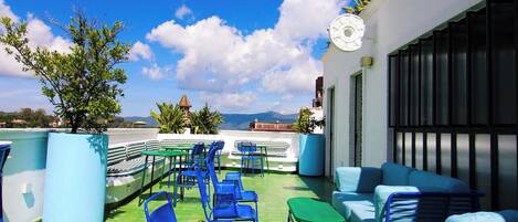 Rooftop bar