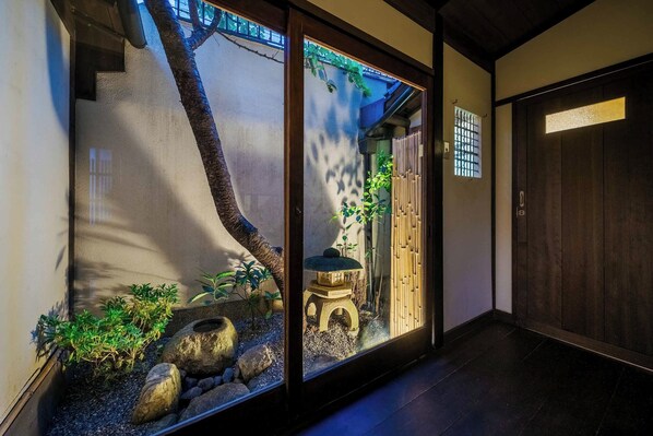 Garden - Gion Koyuan (Kyoto)