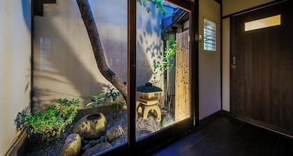 Gion Koyuan