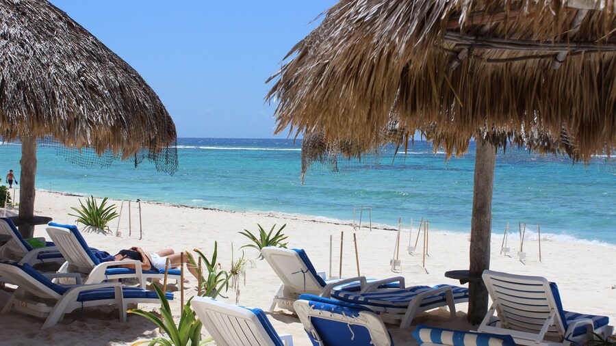 Villas De Rosa Beach Resort