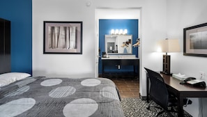 Desk, laptop workspace, blackout drapes, iron/ironing board - Belmont Inn and Suites (Tatum)