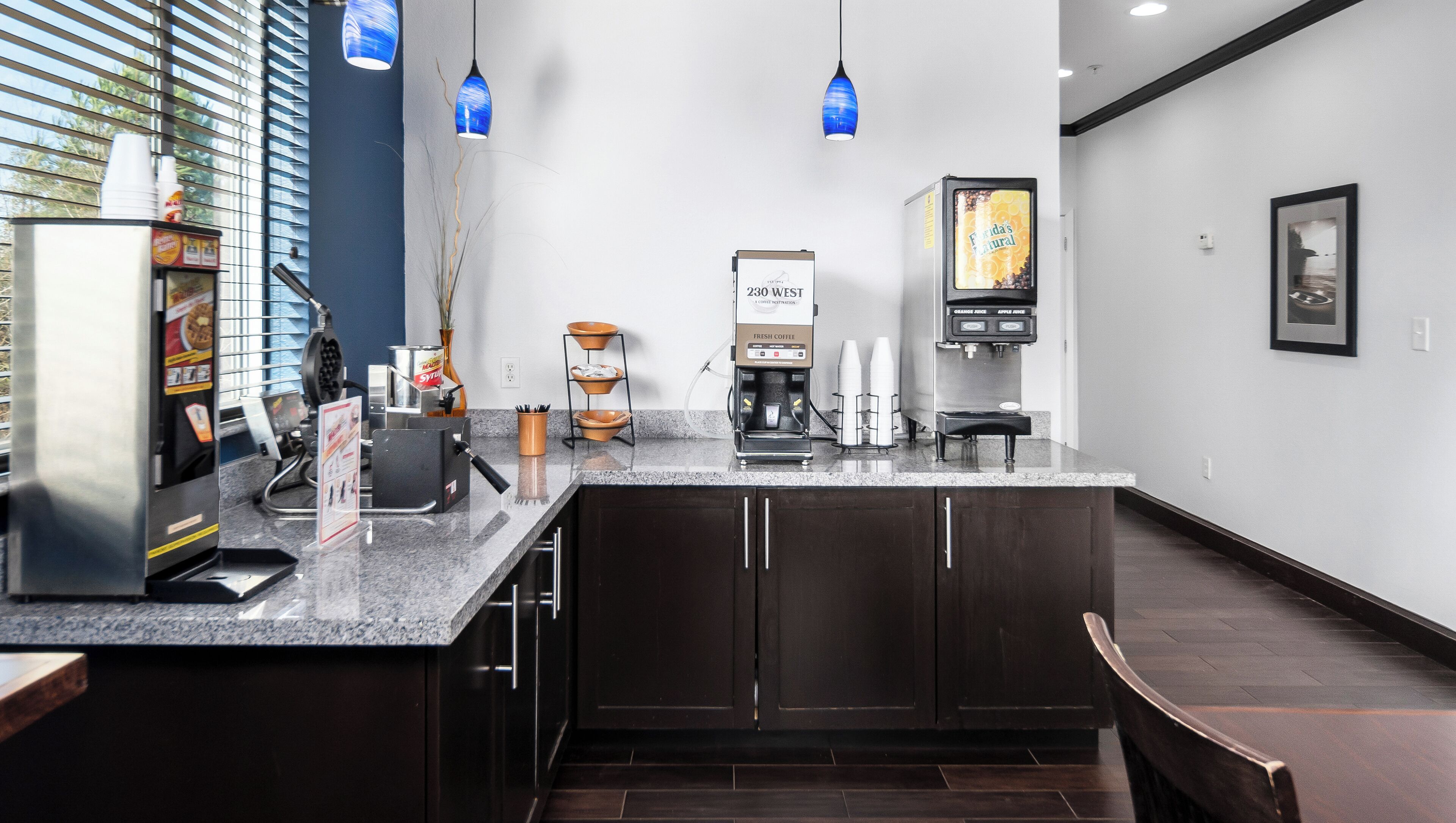 Free daily continental breakfast
