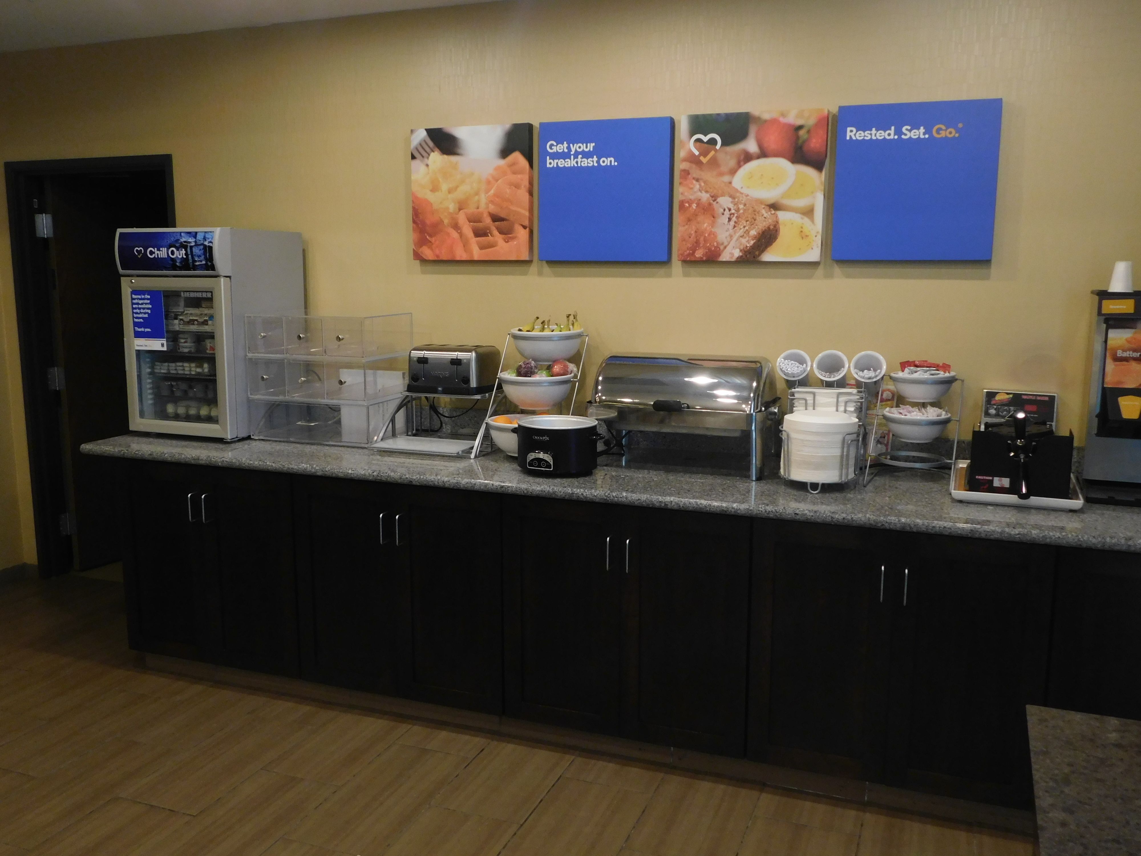 free daily buffet breakfast