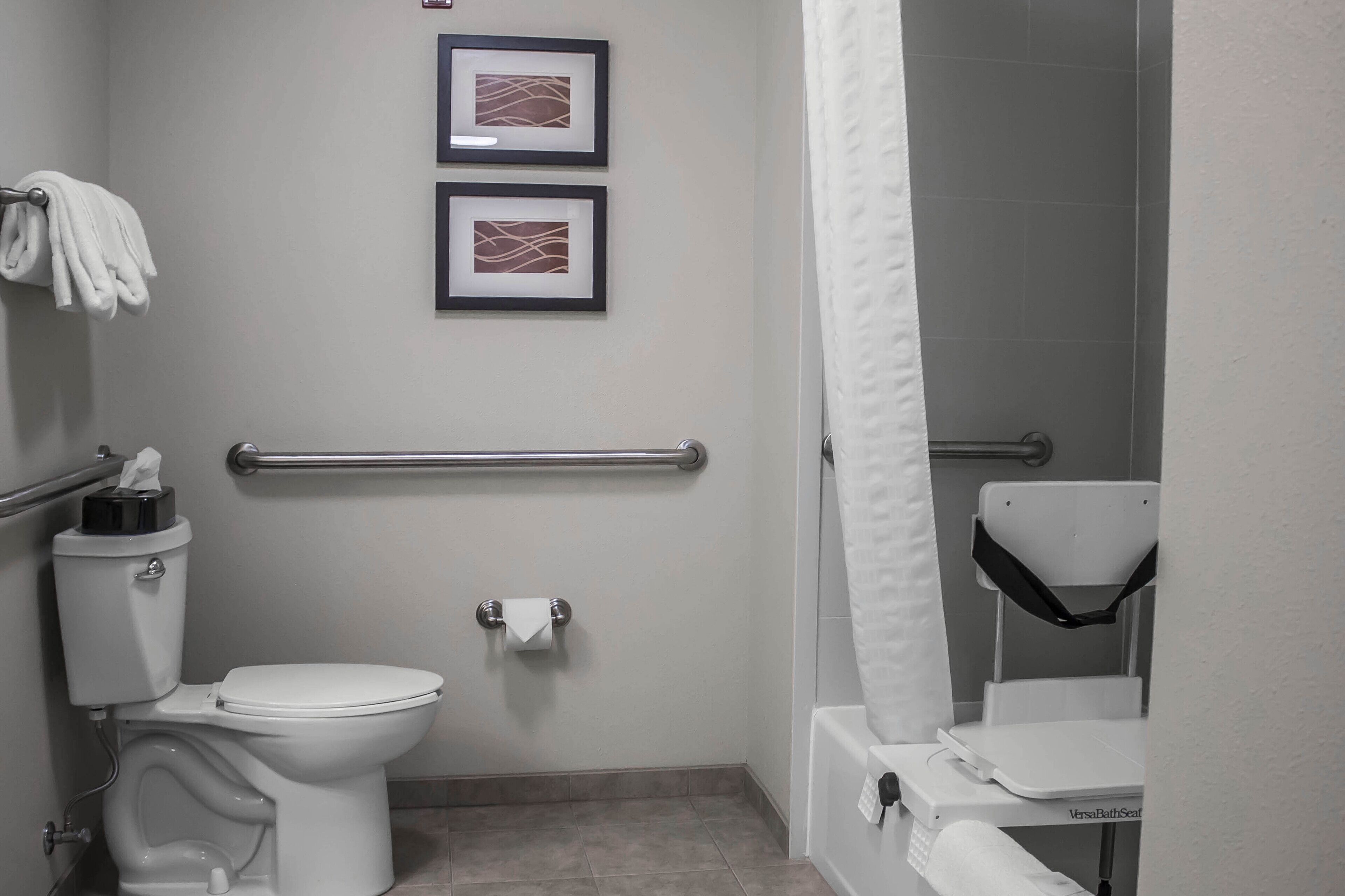 combined shower/bathtub, free toiletries, hair dryer, towels