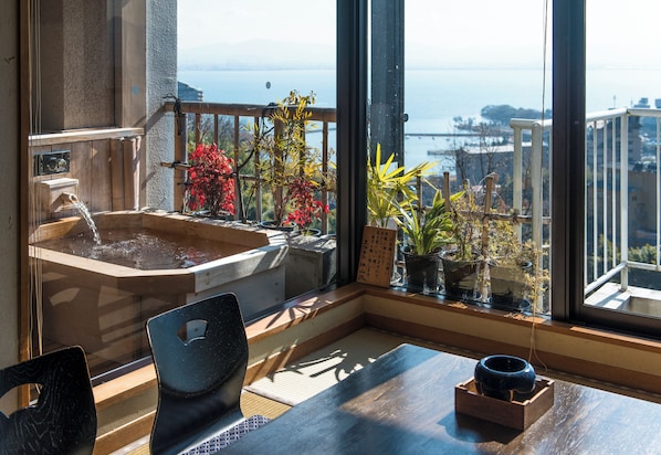 Executive Satoyama (w/Open Air Bath+Twin) | In-room safe, free WiFi, bed sheets