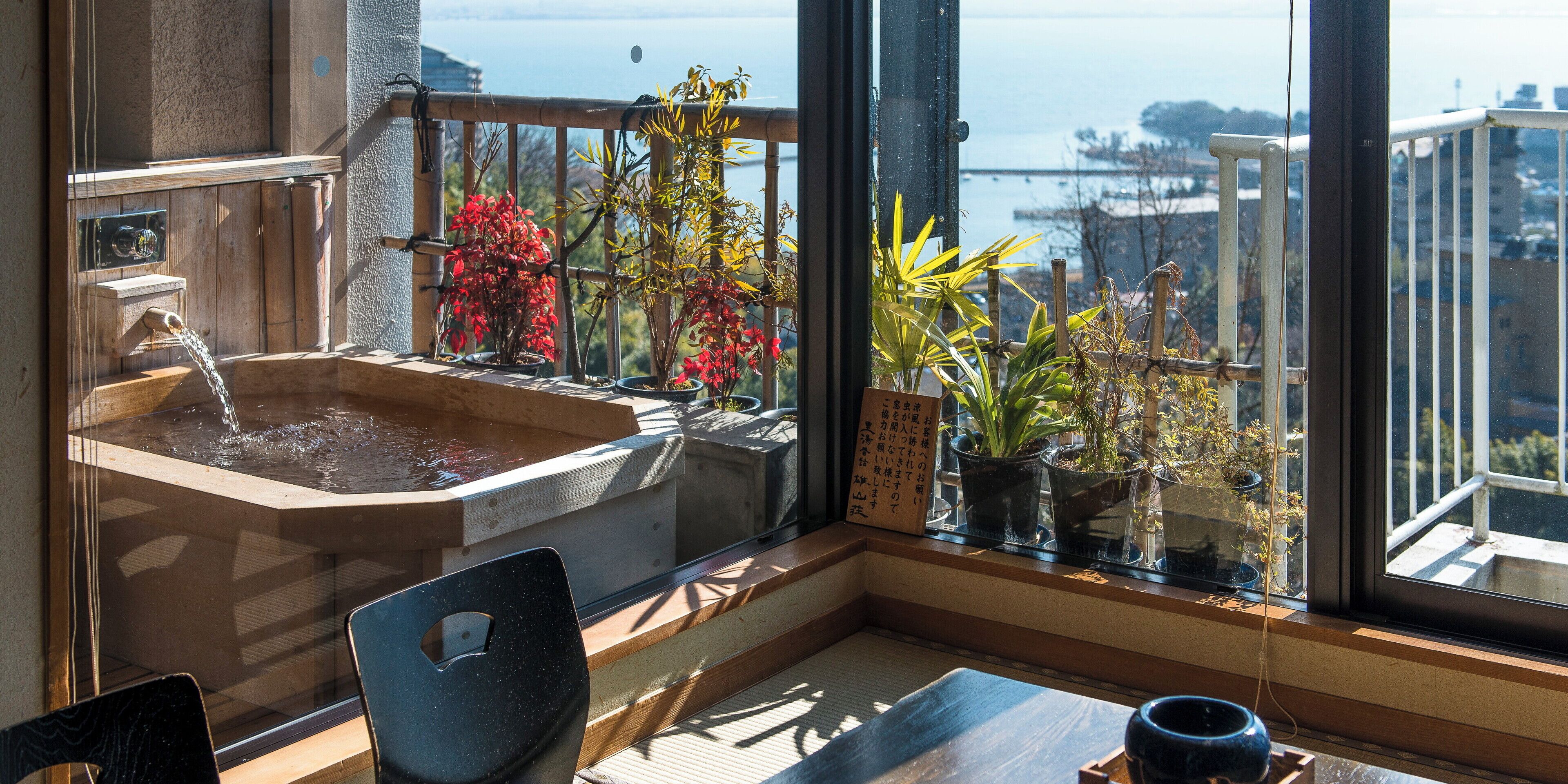 Két bảo mật tại phòng, truy cập Internet không dây miễn phí 