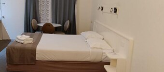 Lazy River Motor Inn