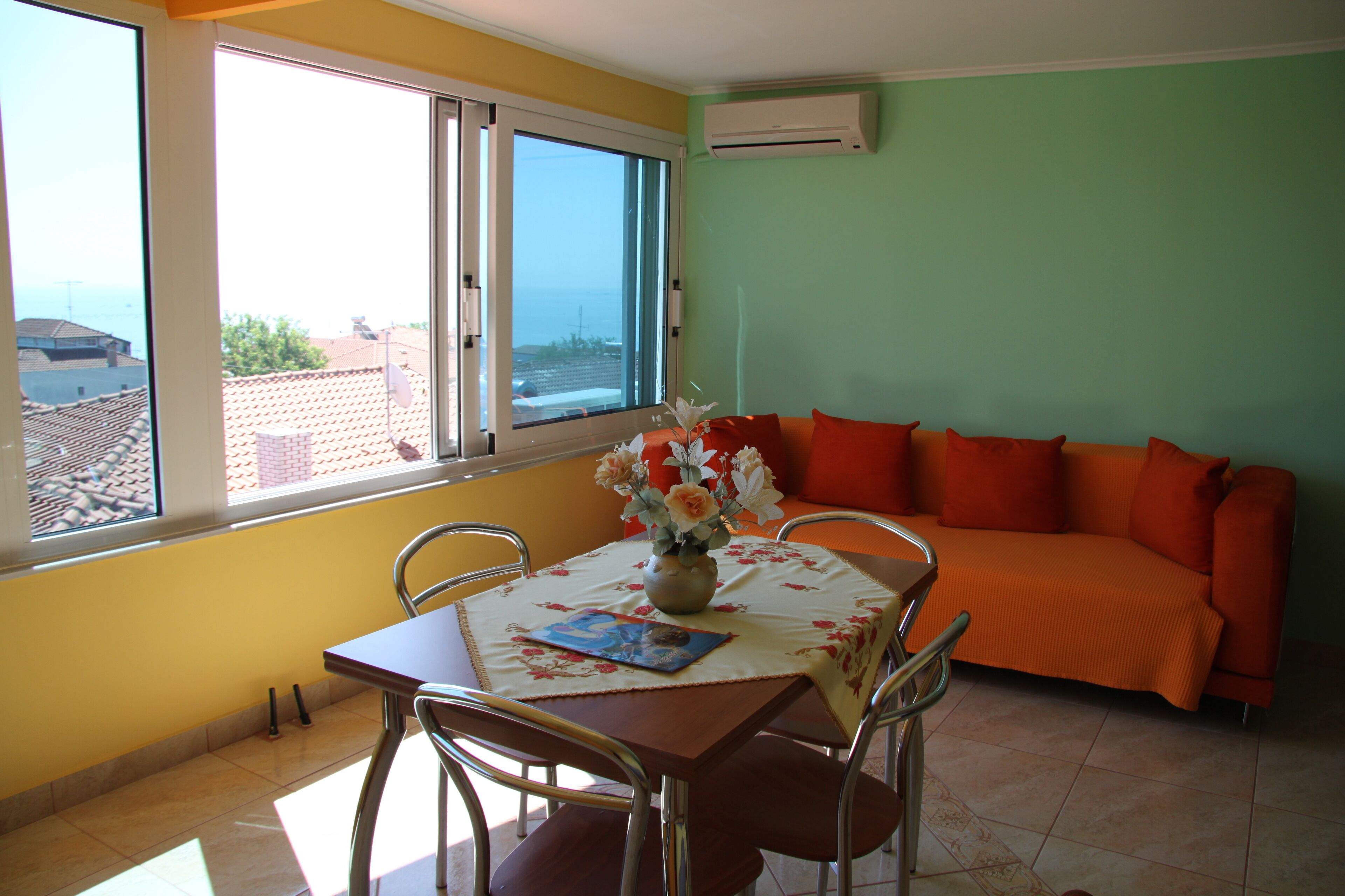 33-inch TV with satellite channels, tablet, MP3 dock