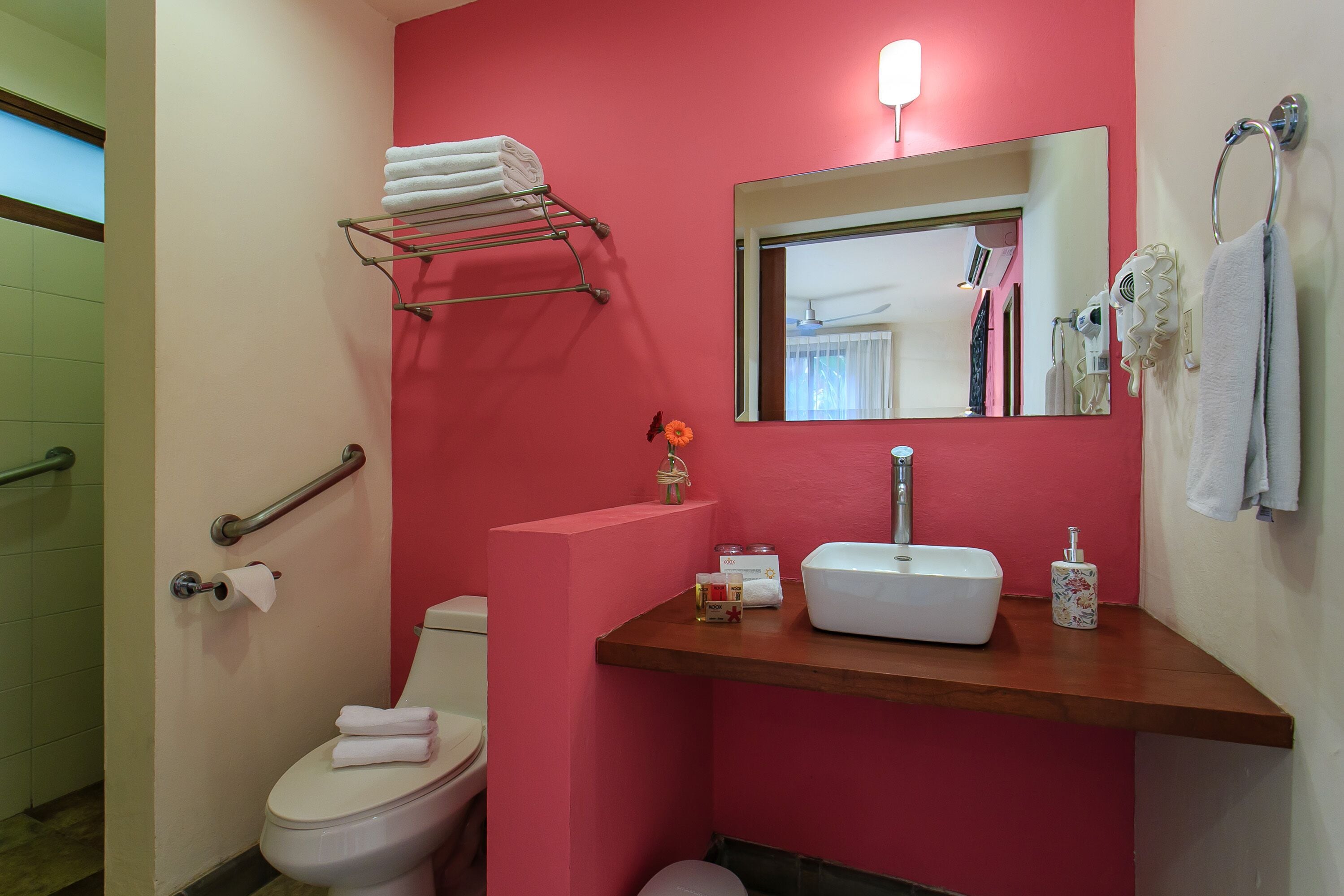 Photo - Art 57 Hotel - Adults Only