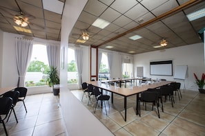 Meeting facility