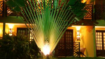 Minibaari, yksilöllisesti kalustettu, työpöytä, ilmainen Wi-Fi