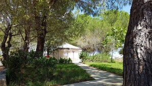 Outdoor dining - Tenuta Doxi (Sannicola)