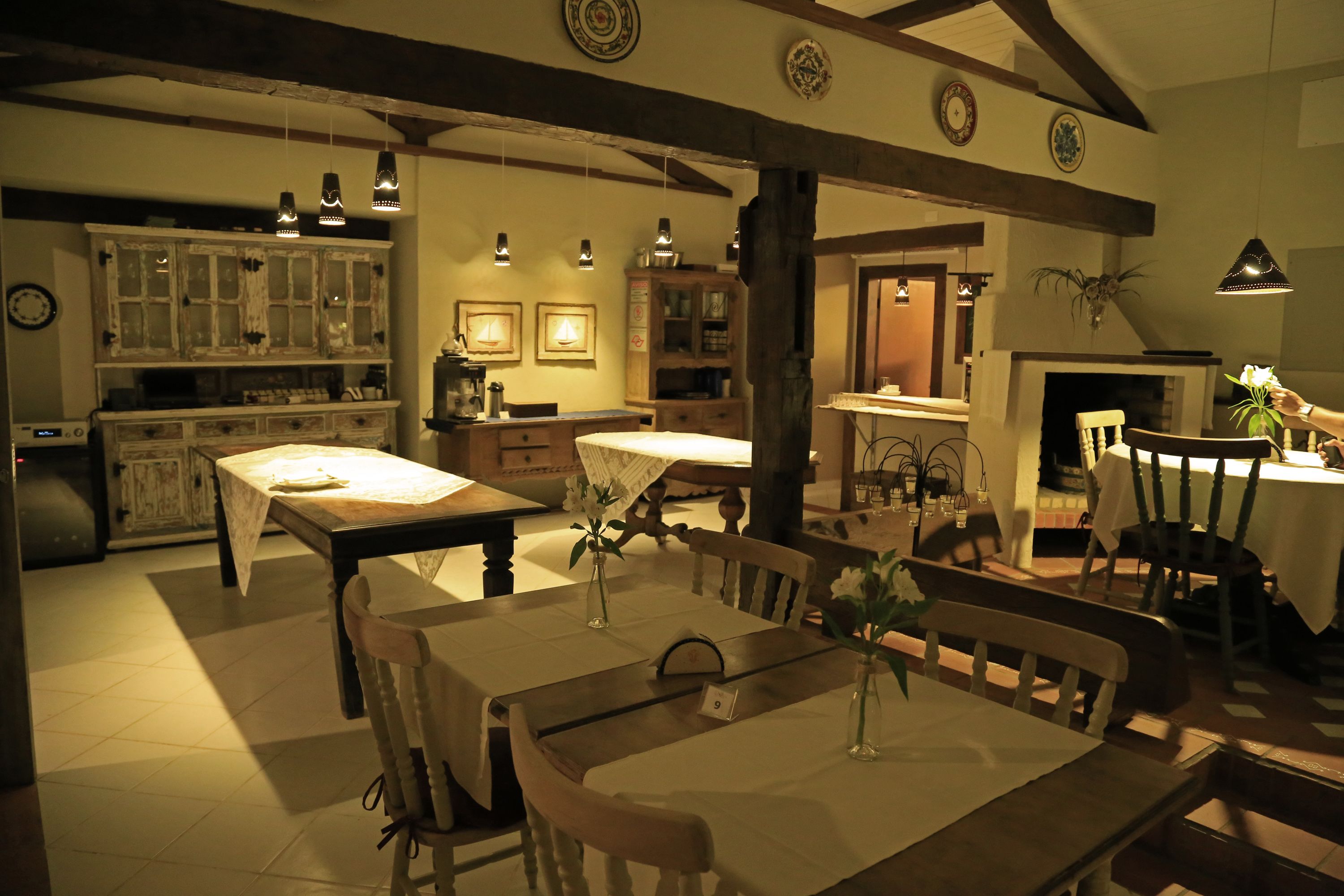 breakfast, lunch, dinner served; international cuisine, pool views