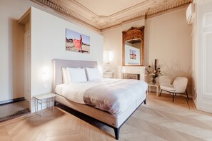 1 habitación, ropa de cama hipoalergénica, cubrecamas y minibar