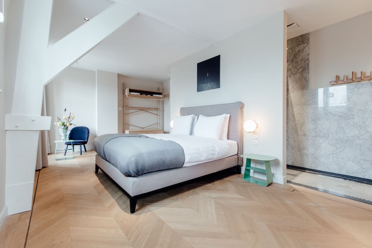Doppia Superior, vista città | 2 camere, biancheria da letto ipoallergenica, copriletto in piuma