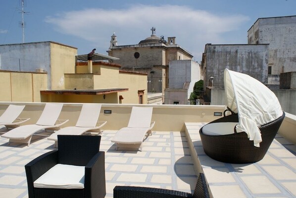 Sundeck