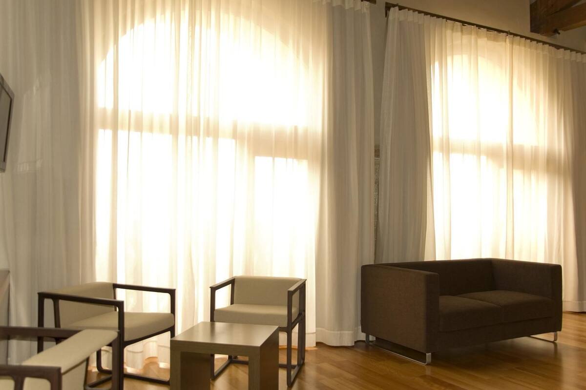 junior suite | minibar, in-room safe, desk, free wifi