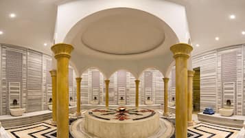 Sauna, Turkish bath/hammam, body treatments, aromatherapy, Thai massages