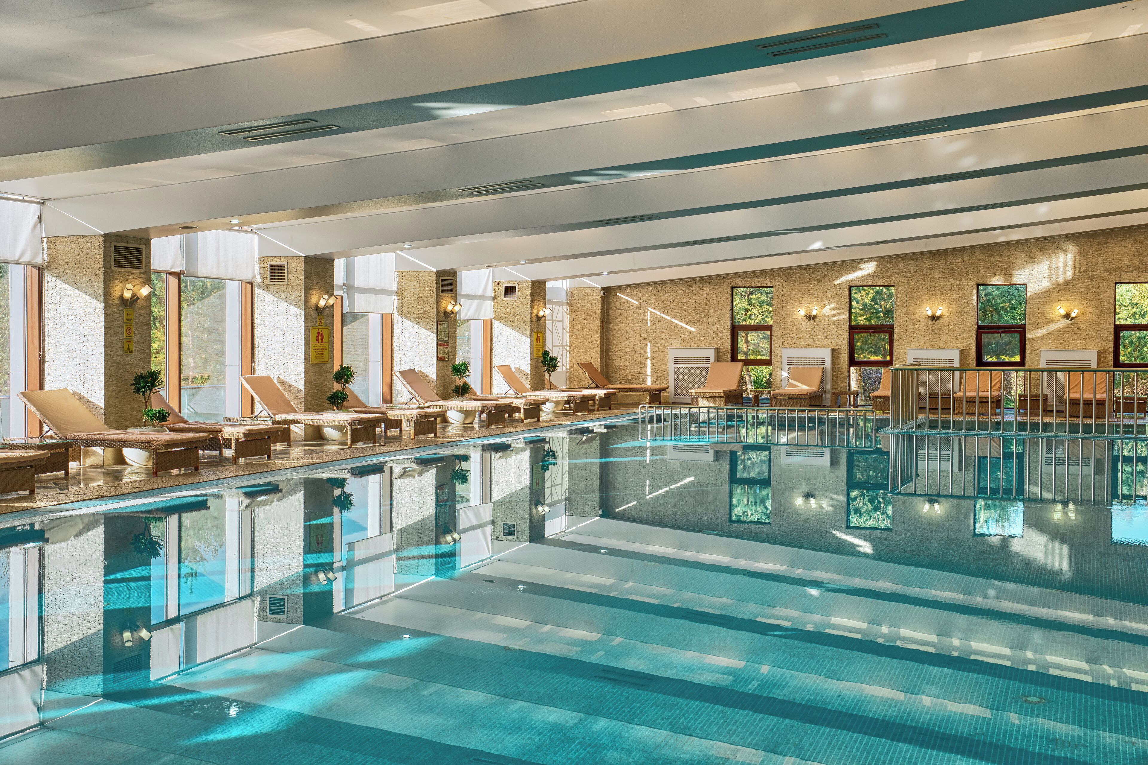 Sauna, baño turco o hammam, tratamientos corporales y aromaterapia 