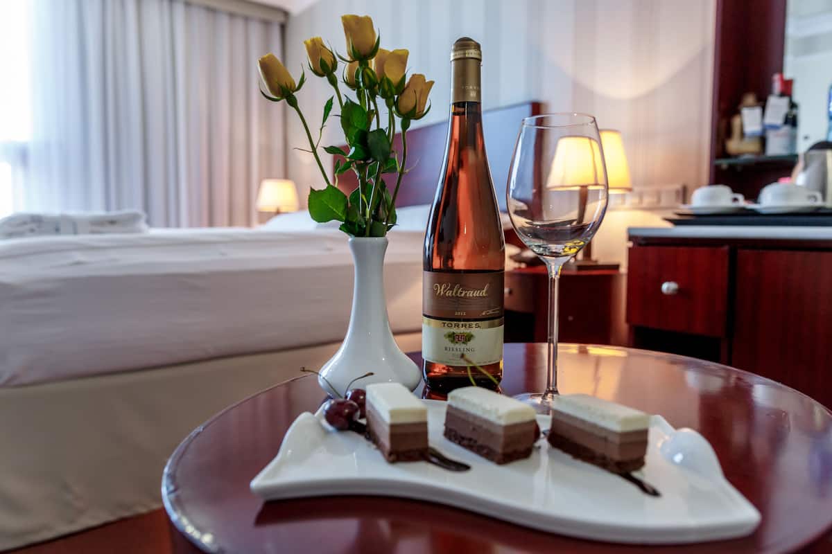 room (deluxe superior) | room service – dining