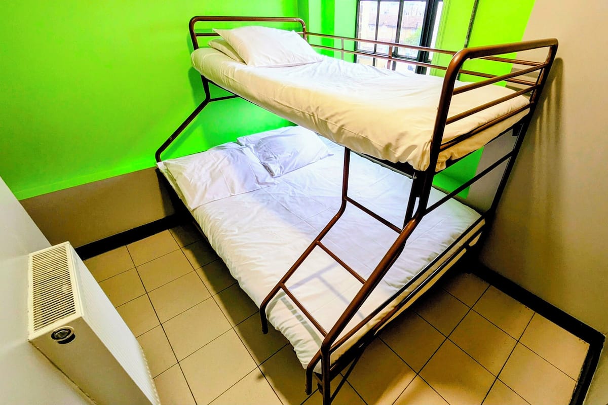 Basic-Dreibettzimmer | Bettwäsche