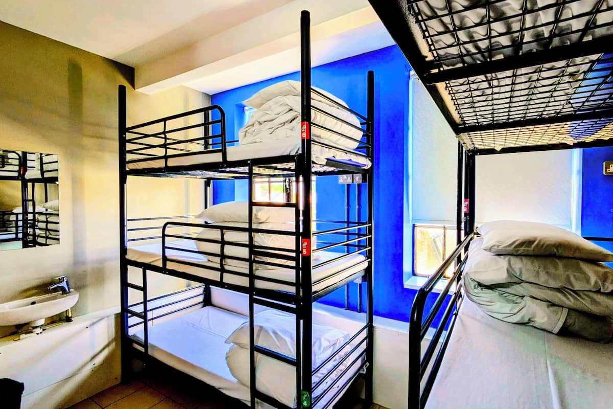 Soundproofing, bed sheets