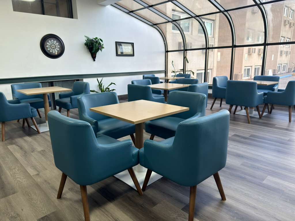 Coin salon dans le hall