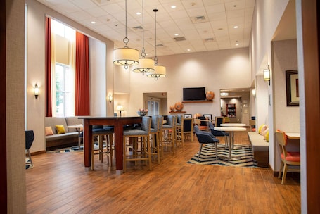 Free daily buffet breakfast. Hampton Inn & Suites Jacksonville